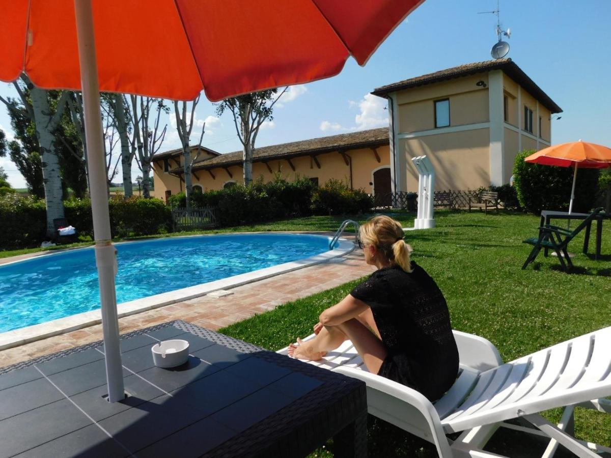 Hotel Villaggio Le Stelline Montefalco Εξωτερικό φωτογραφία